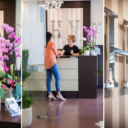 Hotel Virginia Диано Марина Екстериор снимка